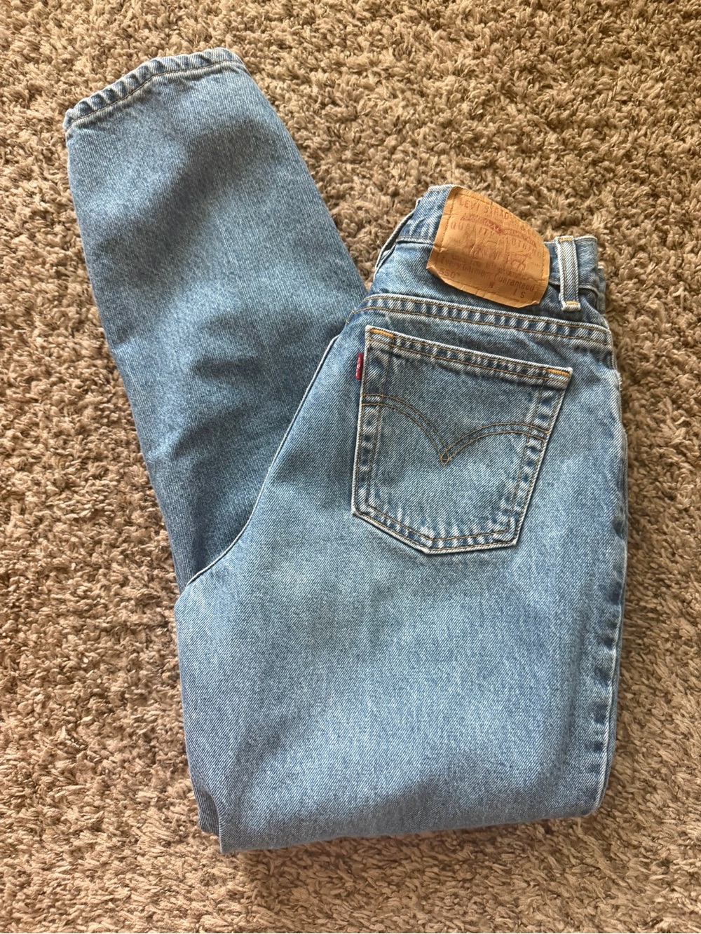 Levi's 550 Relaxed Fit Tapered Leg High Rise Mom Jeans Medium Wash Size 6S